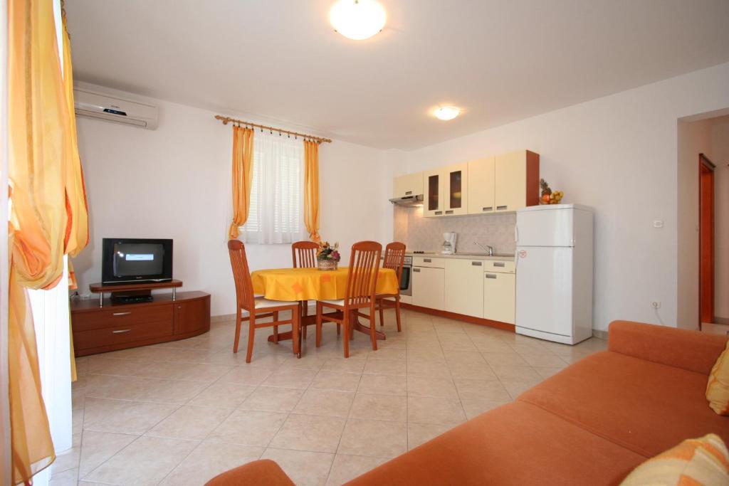 Apartments Bogovic Malinska Pokoj fotografie