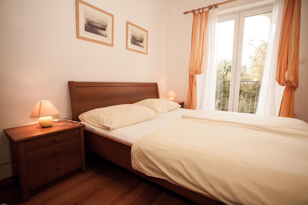 Apartments Bogovic Malinska Exteriér fotografie