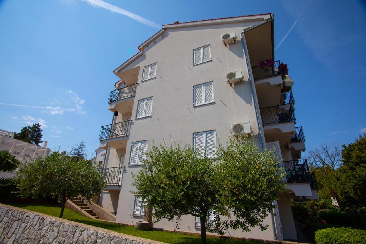 Apartments Bogovic Malinska Exteriér fotografie